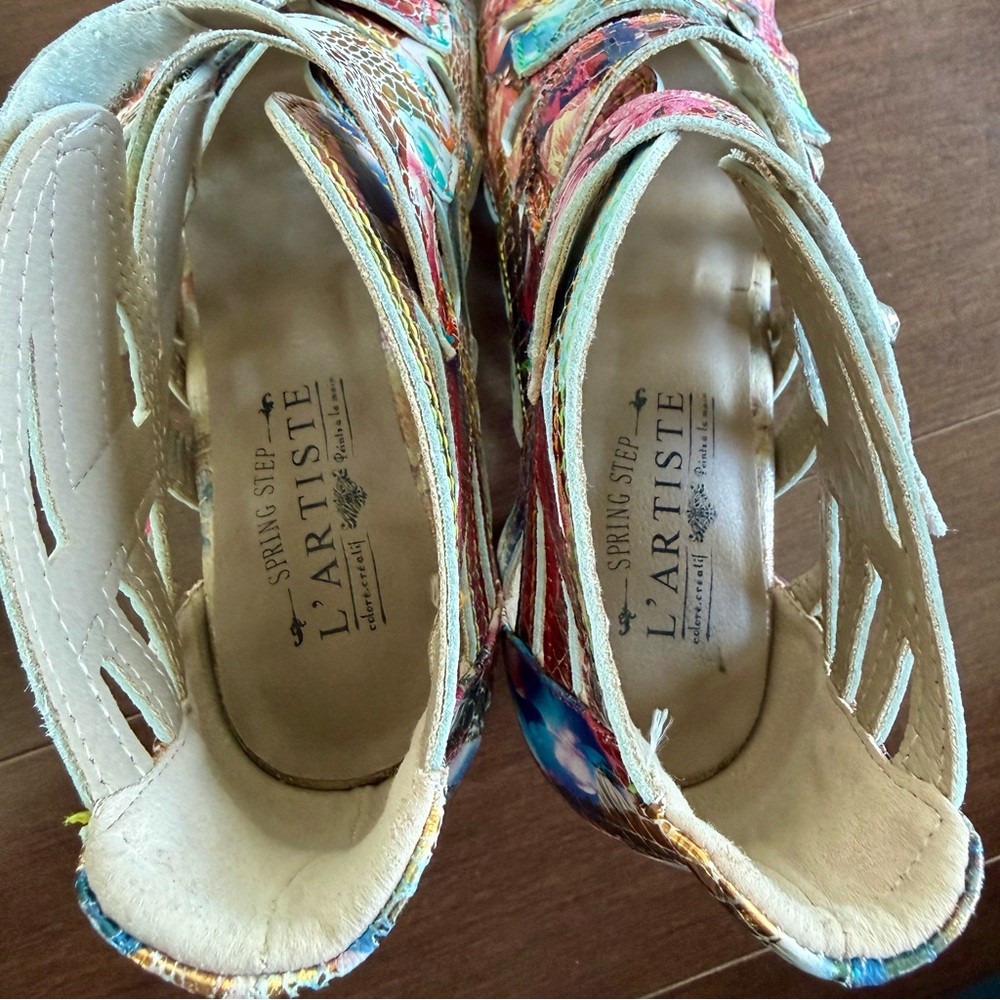 Vibrant Multicolor Strappy Sandals - Picture 5 of 6